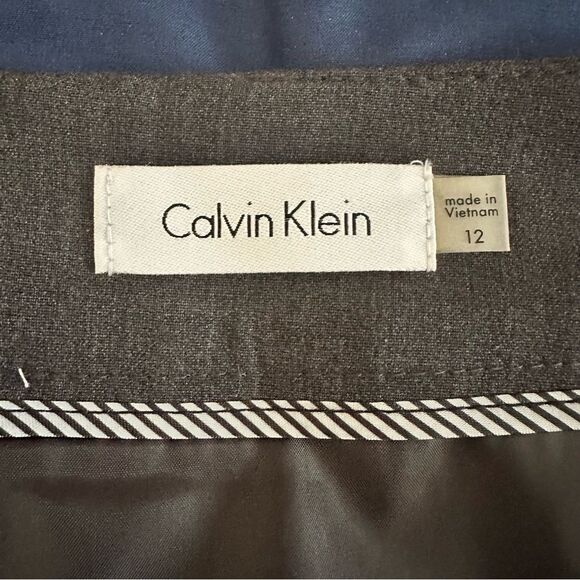Calvin Klein Gray A-Line Knee-Length Skirt for Work - Picture 3 of 8